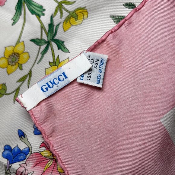 Gucci Pink "Flora" Print Silk Scarf Made in Italy - Picture 6 of 6